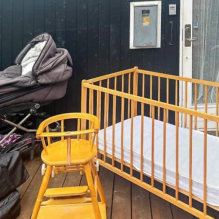 6 Person In Grenaa * Brondstrup