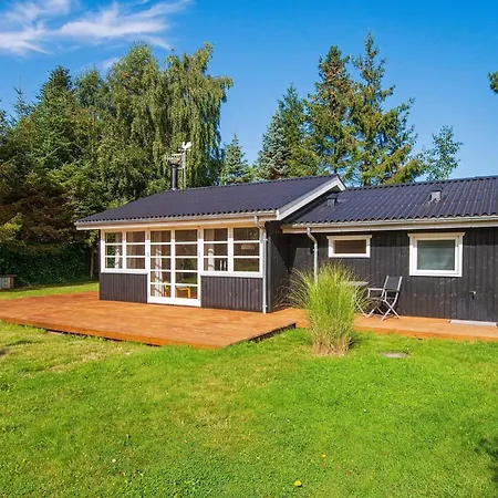 6 Person In Grenaa *